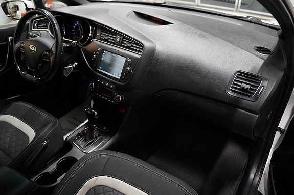 Kia Ceed 8 of 19