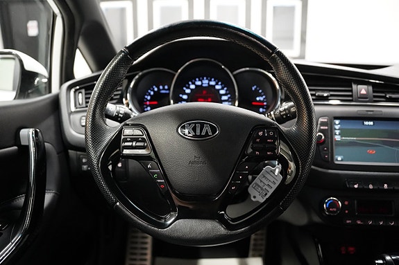 Kia Ceed 10 of 19