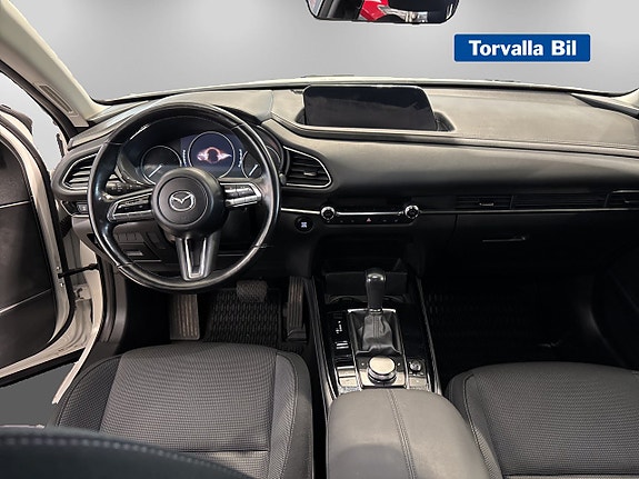 Mazda CX-30 4 of 16