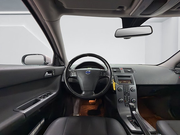Volvo V50 12 of 16