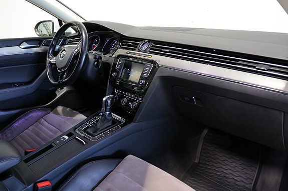 Volkswagen Passat 6 of 17