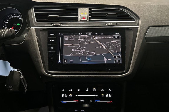 Volkswagen Tiguan 12 of 24