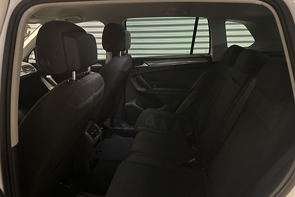 Volkswagen Tiguan 23 of 24