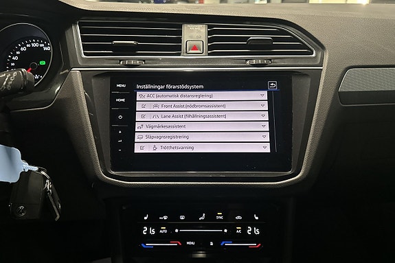 Volkswagen Tiguan 16 of 24