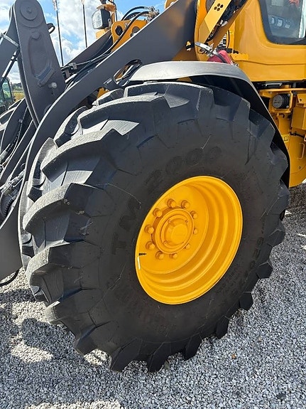 Volvo L 60 H 7 of 8