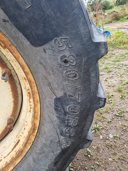 New Holland 8560 8 of 9