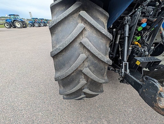 New Holland T5.110 6 of 16