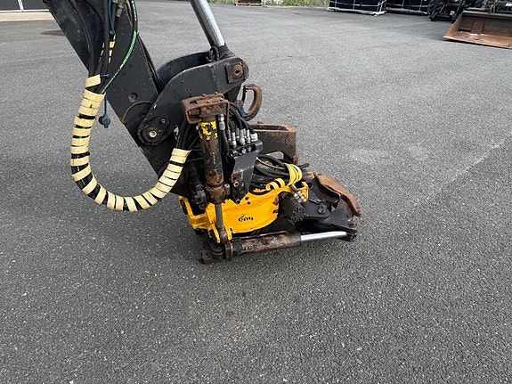 Huddig 1260 Rail , Rototilt grip , Huddig Lift 4 of 9