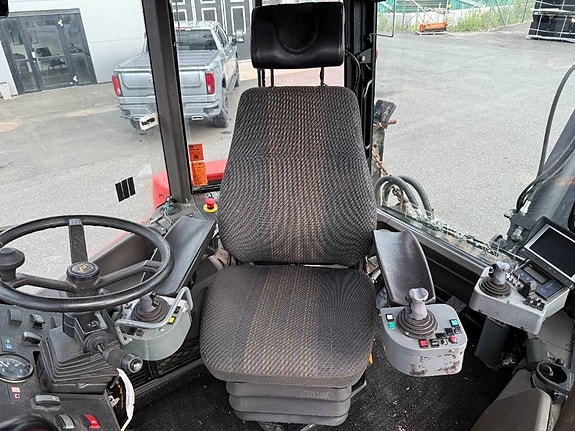 Huddig 1260 Rail , Rototilt grip , Huddig Lift 7 of 9