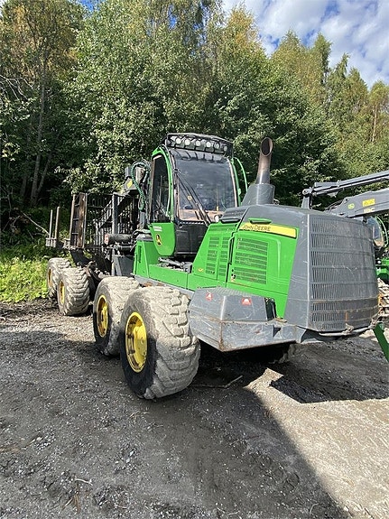John Deere 1510G 2 of 5