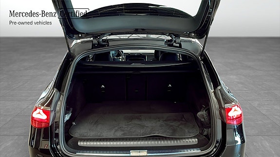 Mercedes-Benz E300 e 10 of 21