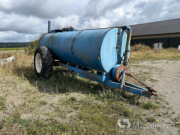 Vattentank på hjul 8 m³ med PTO-pump 2 of 27