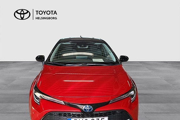 Toyota Corolla 2 of 14