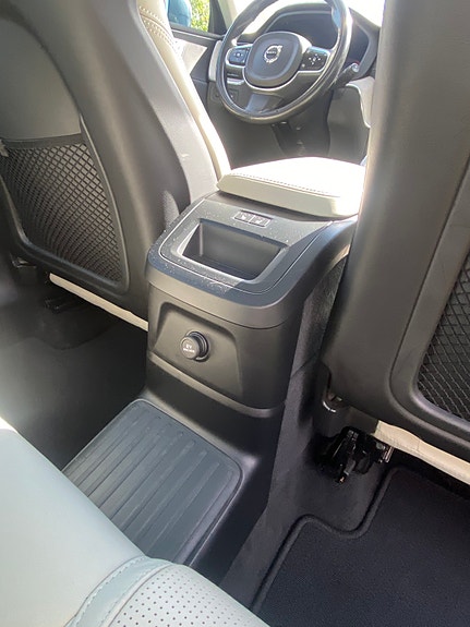 Volvo XC60 9 of 12