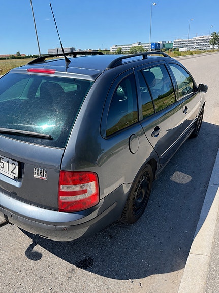 Skoda Fabia 5 of 15