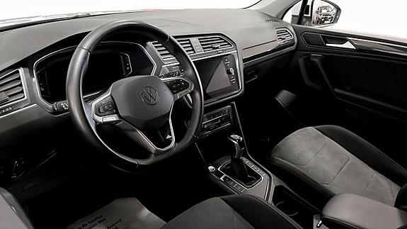 Volkswagen Tiguan 7 of 12