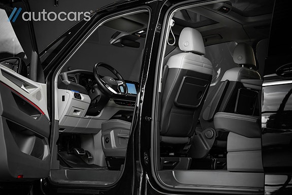 Volkswagen Multivan 17 of 30