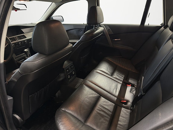 BMW 520d 14 of 16