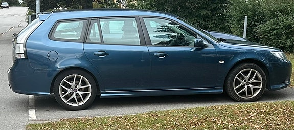 Saab 9-3 2 of 5