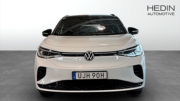 Volkswagen ID.4 GTX 8 of 13
