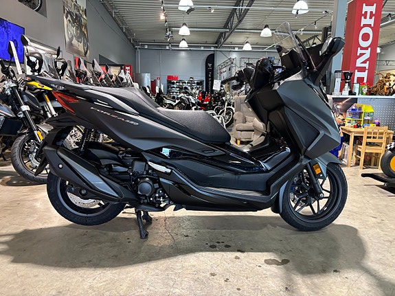Honda NSS350 Forza #Endast540 mil# 2 of 12