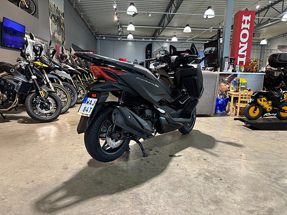 Honda NSS350 Forza #Endast540 mil# 3 of 12