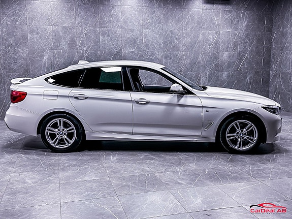BMW 320d 9 of 25