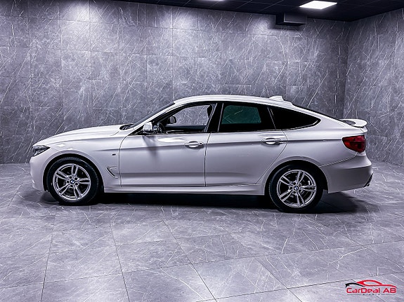 BMW 320d 4 of 25