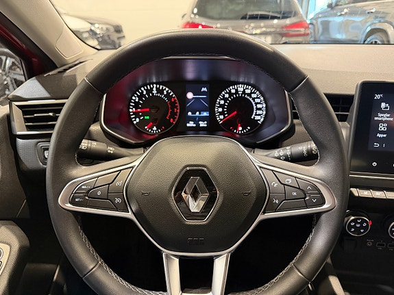 Renault Clio 17 of 23
