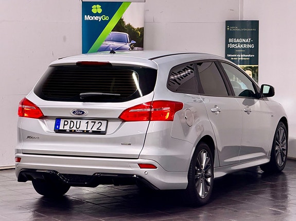 Ford Focus 4 of 11