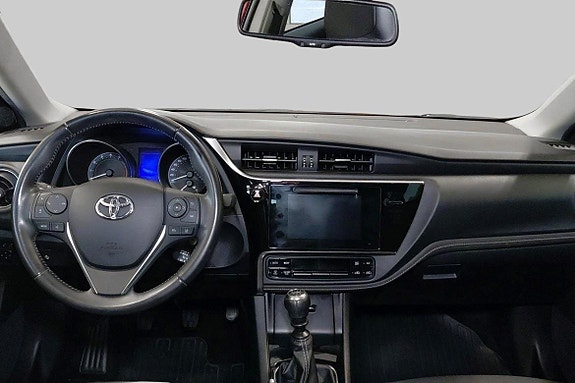 Toyota Auris 8 of 10