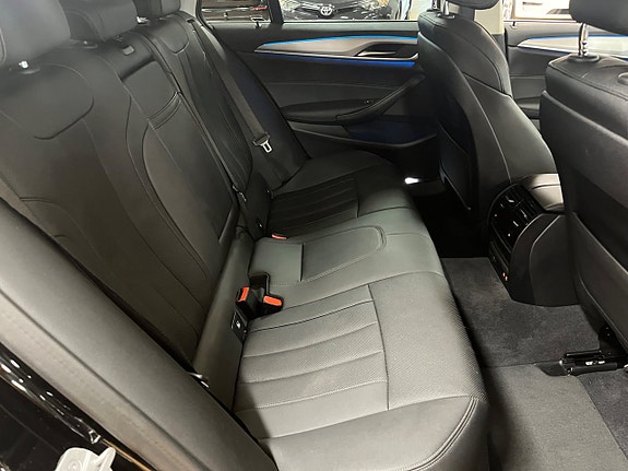 BMW 530e 21 of 24