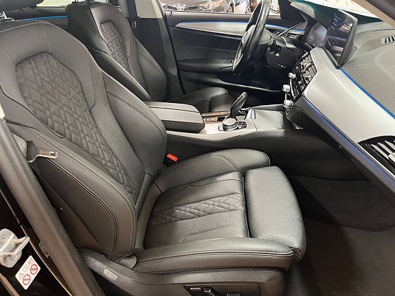 BMW 530e 20 of 24