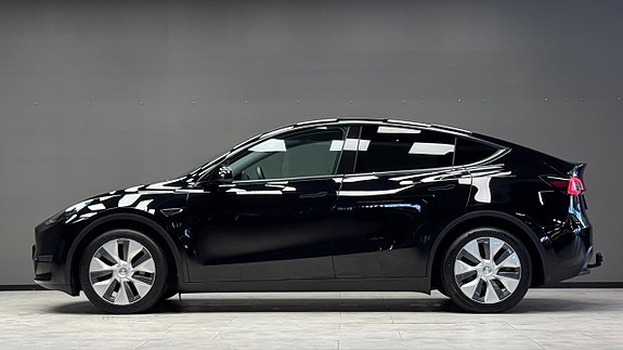Tesla Model Y 6 of 22