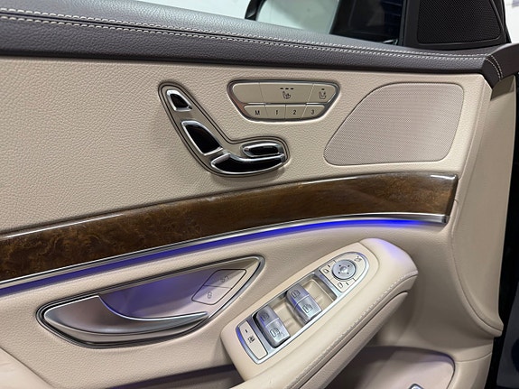 Mercedes-Benz S350 11 of 25
