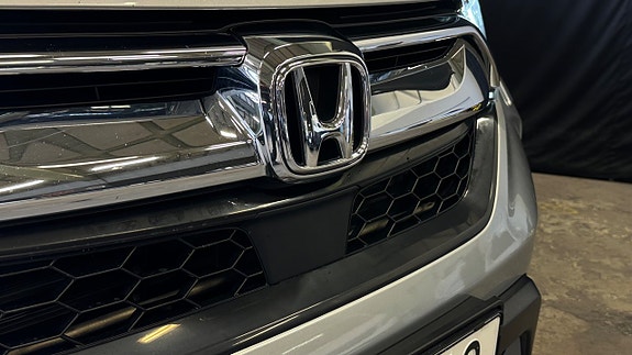 Honda CR-V 9 of 30
