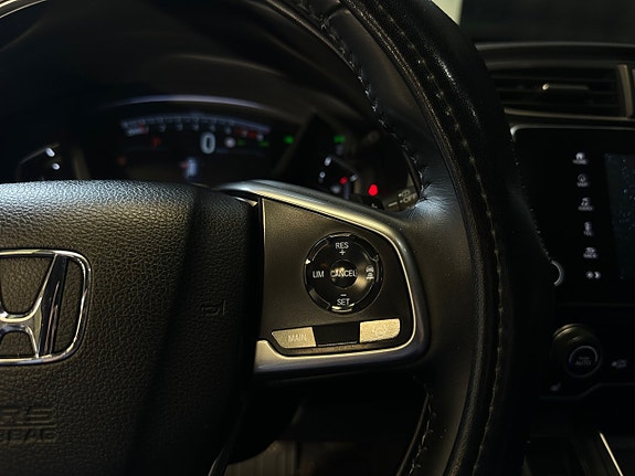 Honda CR-V 15 of 30