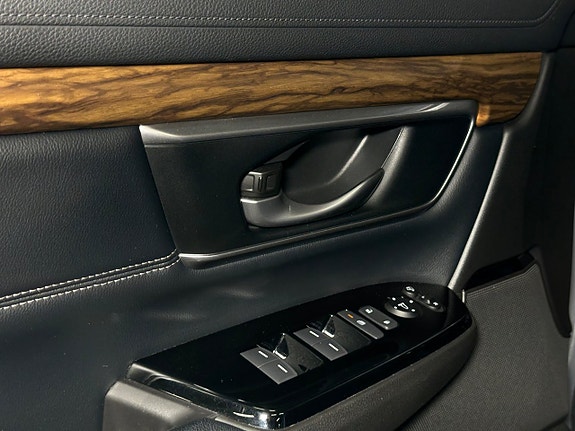 Honda CR-V 23 of 30