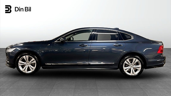 Volvo S90 2 of 13