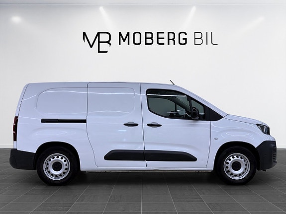 Peugeot e-Partner 5 of 17