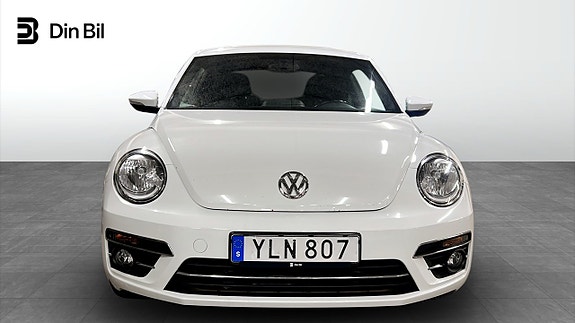 Volkswagen Beetle 4 of 12