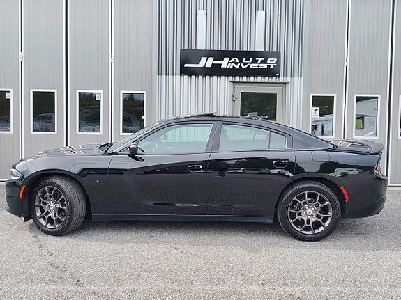 Dodge Charger 11 of 30