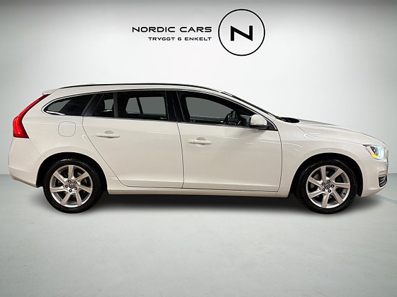 Volvo V60 5 of 17