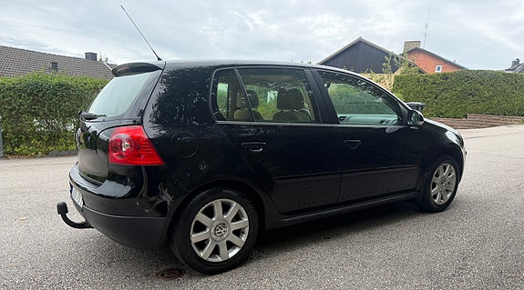 Volkswagen Golf V 17 of 17
