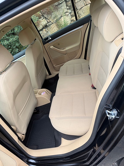 Volkswagen Golf V 6 of 17
