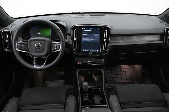 Volvo C40 6 of 27