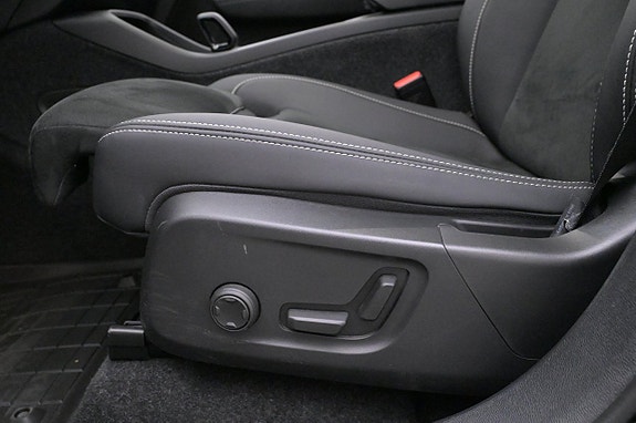 Volvo C40 10 of 27