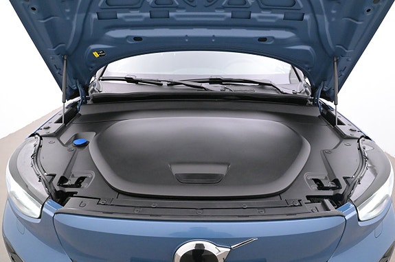 Volvo XC40 26 of 27