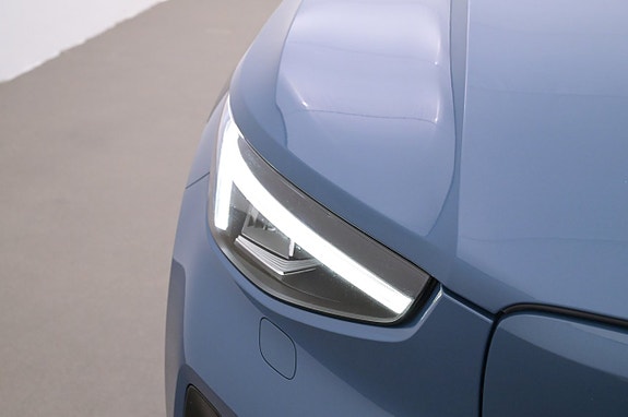 Volvo XC40 25 of 27