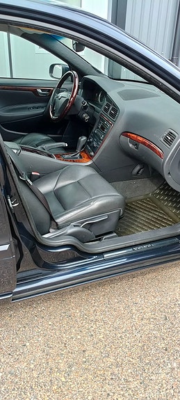 Volvo S60 8 of 19